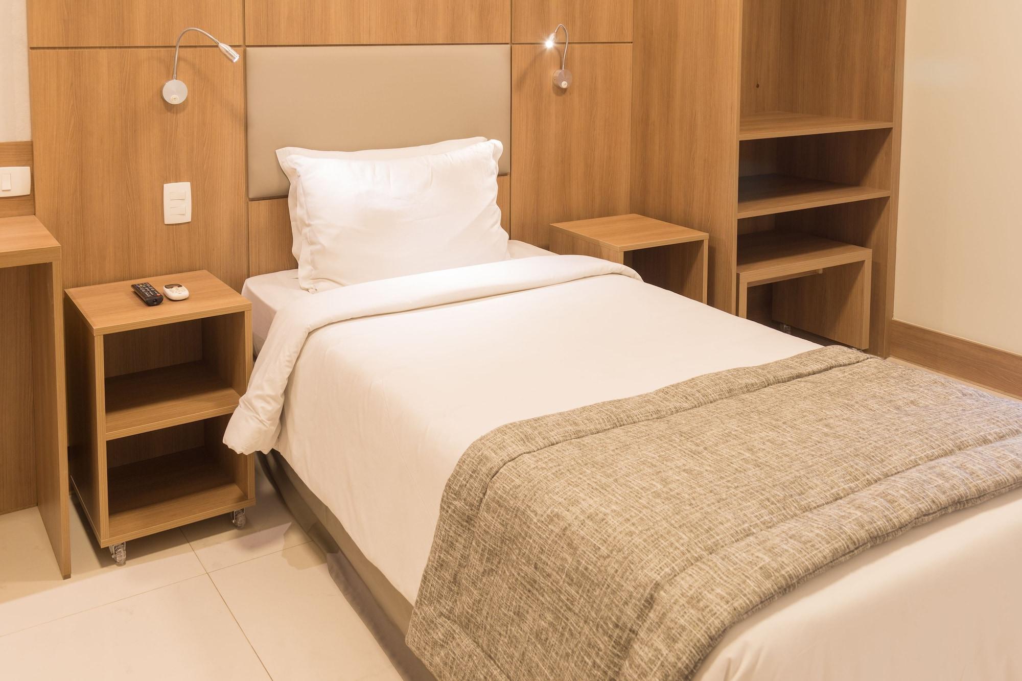 Hotel Astoria Copacabana 4*