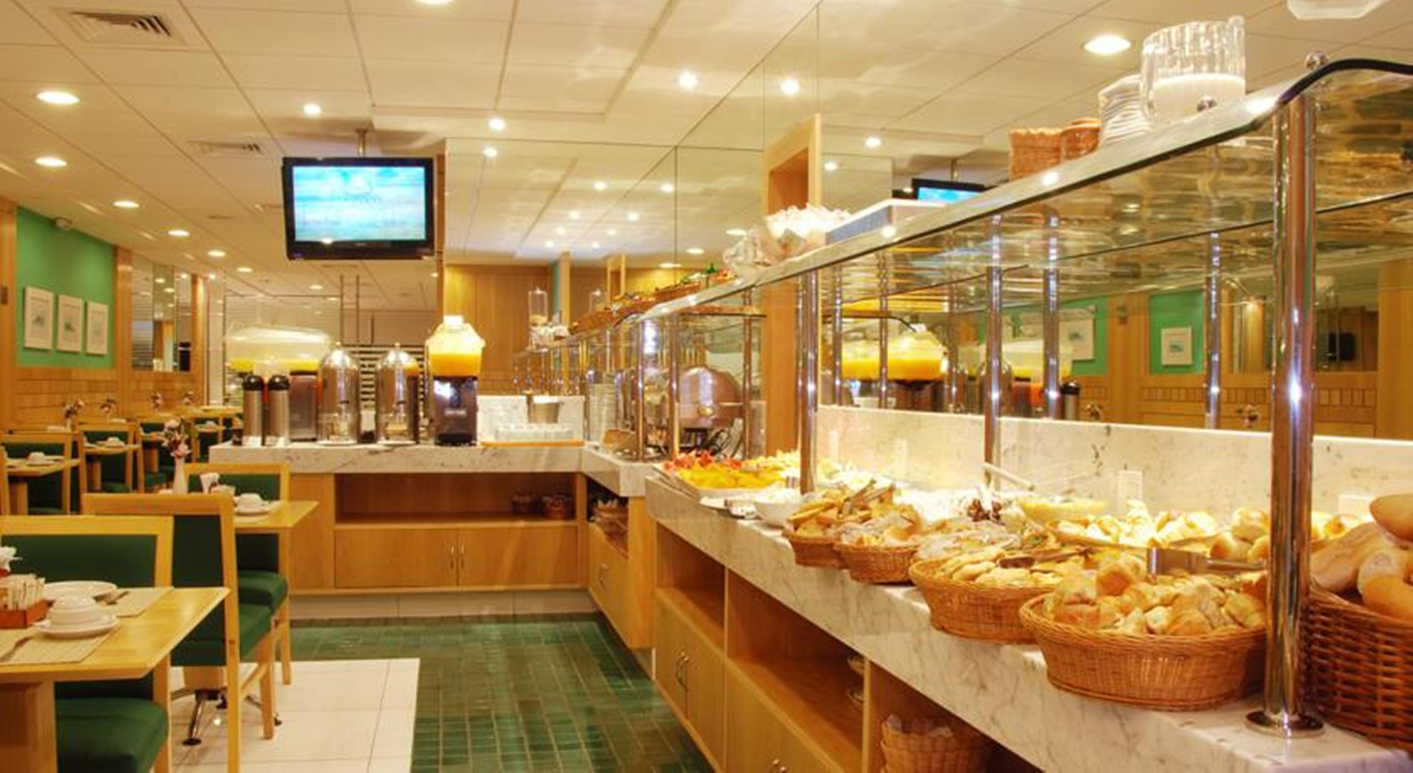 Astoria Copacabana 4*