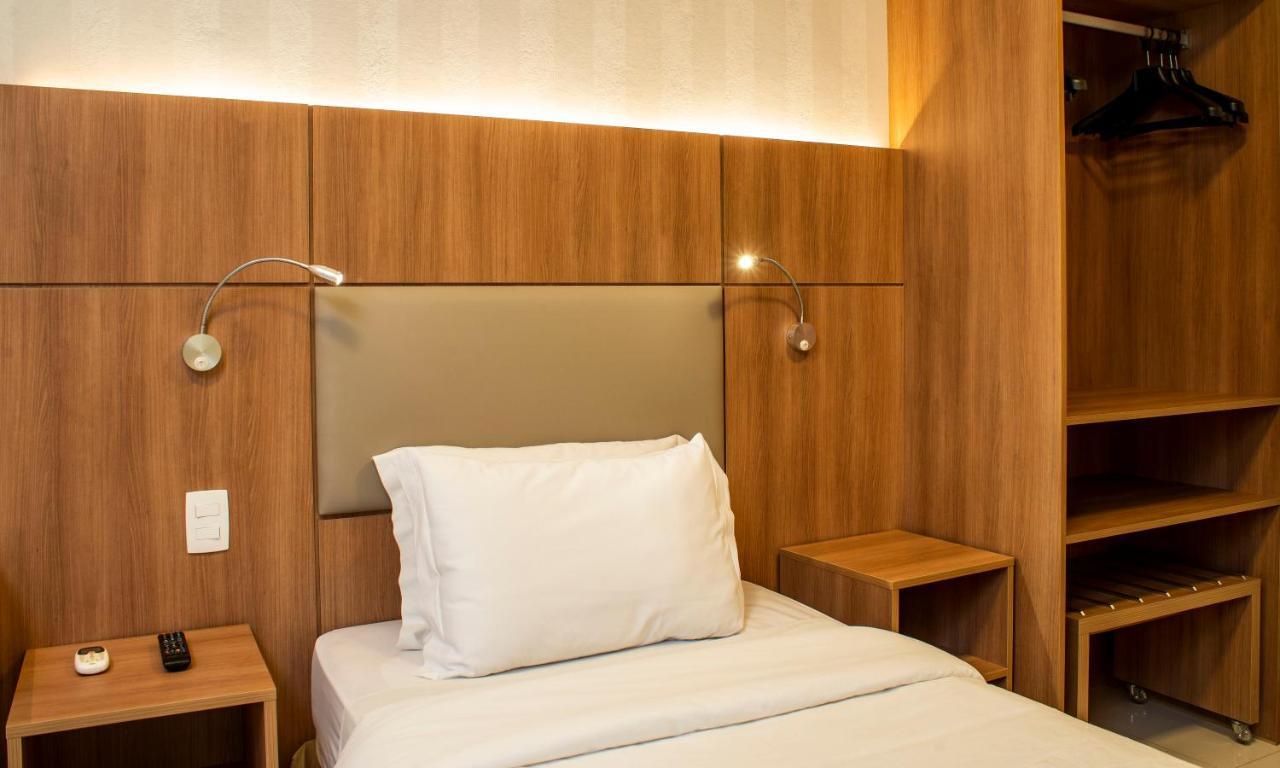 Hotel Astoria Copacabana 4*